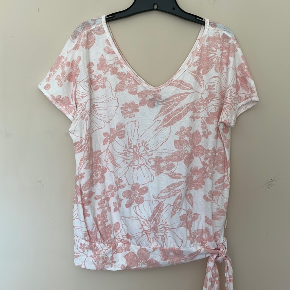 GAP Floral T-Shirt